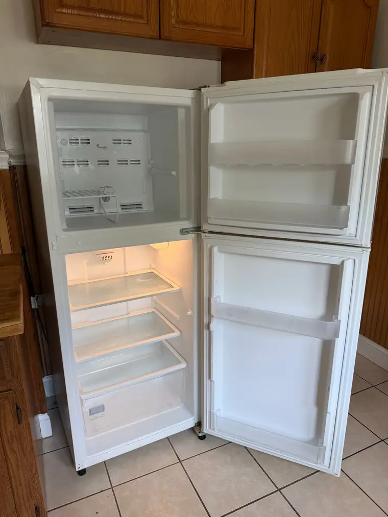Kitchen cleaning by Ana's Maid in Monmouth County, New Jersey